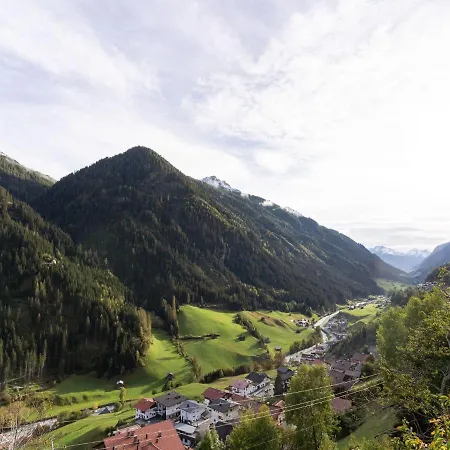 Splendid In Ski Area In Kappl Appartamento